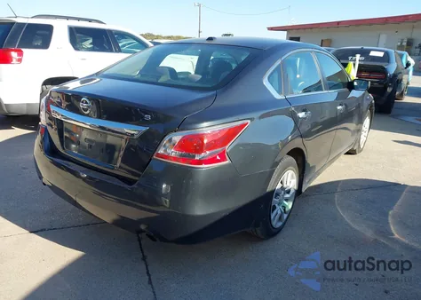 2015 Nissan Altima 2.5/2.5 S/2.5 Sl/2.5 Sv from USA, damaged, VIN 1N4AL3AP7FN373062
